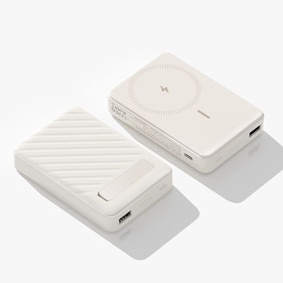 Good price Fireproof Magnetic Power Bank 5W/7.5W Portable Magnetic Wireless Charger online